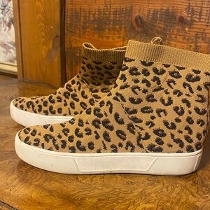 Leopard Print High-Top Sneakers. Kids size 3